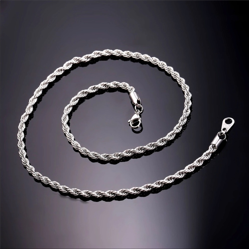 New stainless steel chain/ necklace